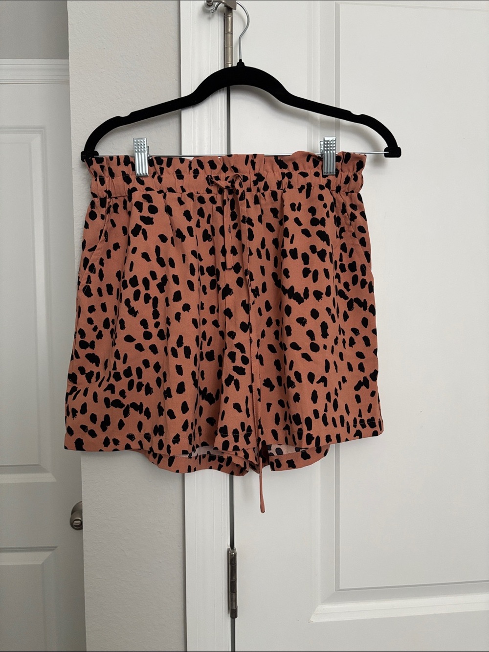 High-Waist Drawstring Leopard Spot Shorts in Rust